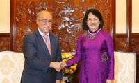 Vize-Staatspräsidentin Dang Thi Ngoc Thinh empfängt den deutschen WUS-Vorsitzenden 
