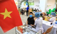 Junge Welt schreibt über Massenimpfung in Hanoi