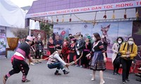 Eröffnung des Kulturtags der Volksgruppe der Mong