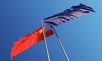 EU und China führen Dialog, um Meinungsverschiedenheiten zu lösen