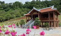 Historische Gedenkstätte Wald im Dorf Nhot in Son La