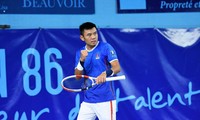 Vietnams Tennisspieler Ly Hoang Nam wird wieder auf Gegener aus Japan Isomura Kokoro treffen