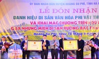 Eröffnung des Programms „Reise durch Reis-Terrassen in Hoang Su Phi“