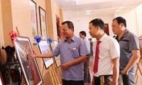 Eröffnung der Ausstellung der Kunstfotos in der Bergregion in Nordvietnam