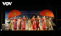 Das Musikprogramm „Vietnams Duft und die Freundschaft zwischen Vietnam und Laos“