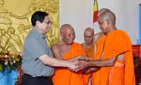 Premierminister Pham Minh Chinh besucht den Verband der patriotischen Mönche