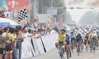 Mehr als 100 Sportlerinnen beteiligen sich an Radrennen Biwase