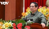 Pham Minh Chinh travaille avec la permanence du comité du Parti de la province de Tiên Giang