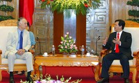 Thủ tướng Nguyễn Tấn Dũng tiếp Chủ tịch, nhà sáng lập New 7 Wonders