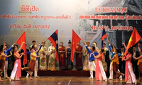 Bế mạc Liên hoan hữu nghị nhân dân Việt Nam - Lào lần thứ ba