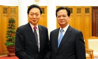 Thủ tướng Nguyễn Tấn Dũng tiếp cựu Thủ tướng Nhật Bản Yukio Hatoyama