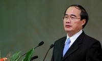 Phó thủ tướng Nguyễn Thiện Nhân nói chuyện chuyên đề  với cán bộ Đoàn thanh niên