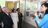 Triển lãm "Chủ tịch Hồ Chí Minh với biển đảo Việt Nam"