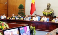Thủ tướng Nguyễn Tấn Dũng chỉ đạo khẩn trương phòng, chống bão HaiYan 
