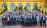 Chủ tịch nước Trương Tấn Sang gặp mặt các doanh nghiệp vừa và nhỏ