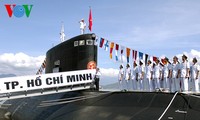 Thủ tướng dự Lễ thượng cờ cấp quốc gia hai chiếc tàu ngầm đầu tiên của Việt Nam