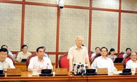 Bộ Chính trị làm việc với Ban Thường vụ tỉnh Thừa Thiên Huế