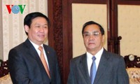 Thủ tướng Lào đánh giá cao chuyến công tác tại Lào của Đoàn cấp cao Ban Kinh tế Trung ương