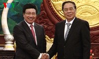 Phó Thủ tướng, Bộ trưởng Ngoại giao Phạm Bình Minh thăm chính thức CHDCND Lào 