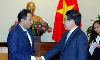 Phó Thủ tướng, Bộ trưởng Ngoại giao Phạm Bình Minh tiếp Đại sứ Các Tiểu vương quốc Ảrập Thống nhất
