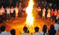 Việt Nam tham dự đêm lửa trại hữu nghị tại Cuba 