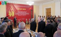 ĐSQ Việt Nam tại Ukraine kỷ niệm 40 năm thống nhất đất nước