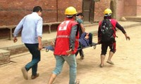 Hội Chữ thập đỏ Việt Nam giúp nhân dân Nepal khắc phục hậu quả động đất 