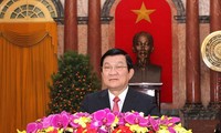 Chủ tịch nước Trương Tấn Sang tiếp Bộ trưởng Quốc phòng Hàn Quốc