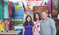 Quảng bá sản phẩm Việt Nam tại Hội chợ truyền thống Kursk (Nga)