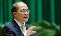 Chủ tịch Quốc hội Nguyễn Sinh Hùng tiếp Giám đốc WB tại Việt Nam