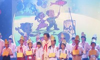 1.000 trẻ em tham gia “Đêm hội trăng rằm 2015”