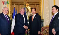 Thủ tướng hội kiến Chủ tịch Thượng viện và Chủ tịch Hạ viện Pháp