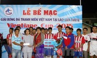 Thanh niên Việt Nam tại Lào phát huy truyền thống tương thân tương ái 