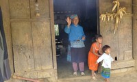 Thăm bản người Mông ở Chiềng Đi, Vân Hồ, Sơn La