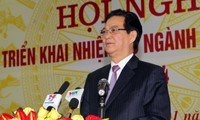 Thủ tướng Nguyễn Tấn Dũng dự hội nghị triển khai nhiệm vụ năm 2016 ngành giao thông vận tải