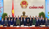 Thủ tướng Nguyễn Tấn Dũng: Phấn đấu đạt kết quả cao nhất các chỉ tiêu, mục tiêu, nhiệm vụ năm 2016