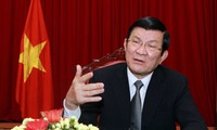 Chủ tịch nước Trương Tấn Sang tiếp đoàn đại biểu thiếu niên miền Nam
