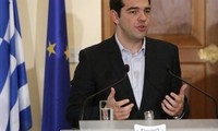 Премьер-министр Греции прибыл на Кипр с первым зарубежным визитом