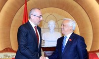 Вице-спикер вьетнамского парламента Уонг Чу Лыу принял министра юстиции Словакии