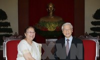 Генсек ЦК КПВ Нгуен Фу Чонг принял председателя нижней палаты Индии 