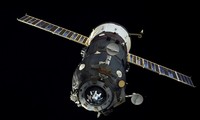 Россия утратила связь с космическим кораблем "Прогресс М-27М"
