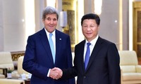 Председатель КНР Си Цзиньпин встретился с госсекретарем США Джоном Керри