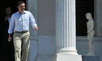 Премьер-министр Греции объявил о своей отставке 