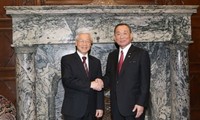 Нгуен Фу Чонг встретился с председателем верхней палаты парламента Японии
