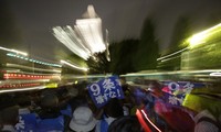 Японская оппозиция блокирует парламент, протестуя против законопроекта о силах самообороны