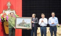 Глава МОБ СРВ Чан Дай Куанг совершил рабочую поездку в провинцию Куангбинь