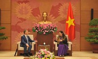 Вьетнам придает важное значение отношениям с Россией