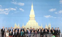 В Лаосе закрылась конференция министров финансов и глав центробанков стран АСЕАН