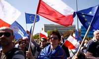 В Польше прошла самая масштабная демонстрация протеста с 1989 года