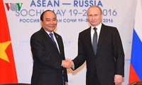 Премьер-министр Вьетнама встретился с президентом России 